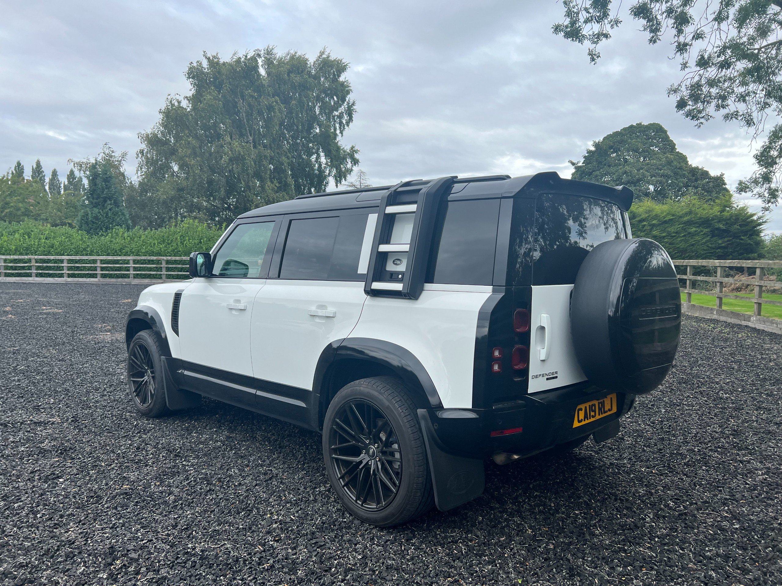 Sold 2020 Land Rover Defender 110 SE 5-Door, Tadcaster, North Yorkshire ...